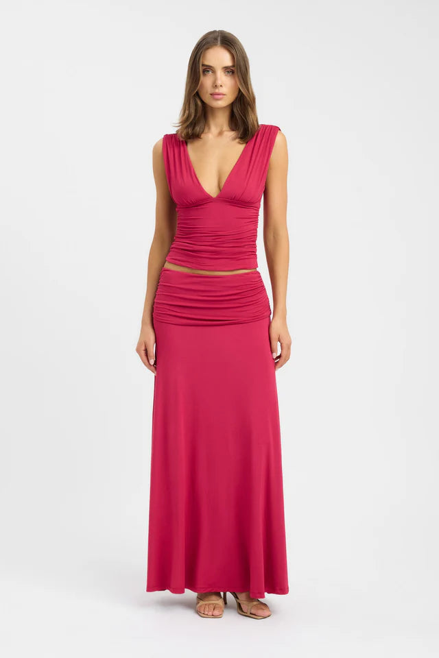 Solis set in Cerise