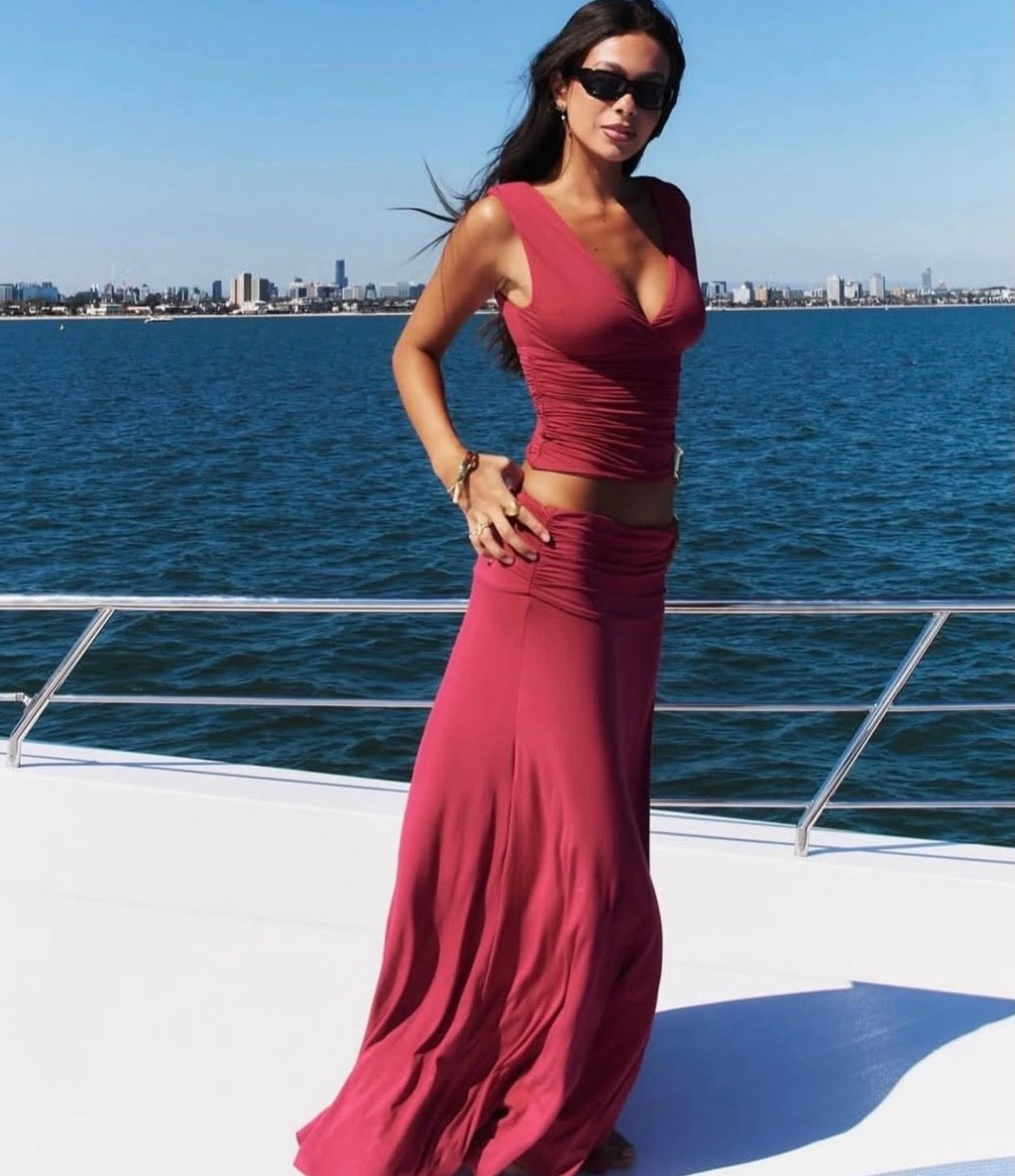 Solis set in Cerise