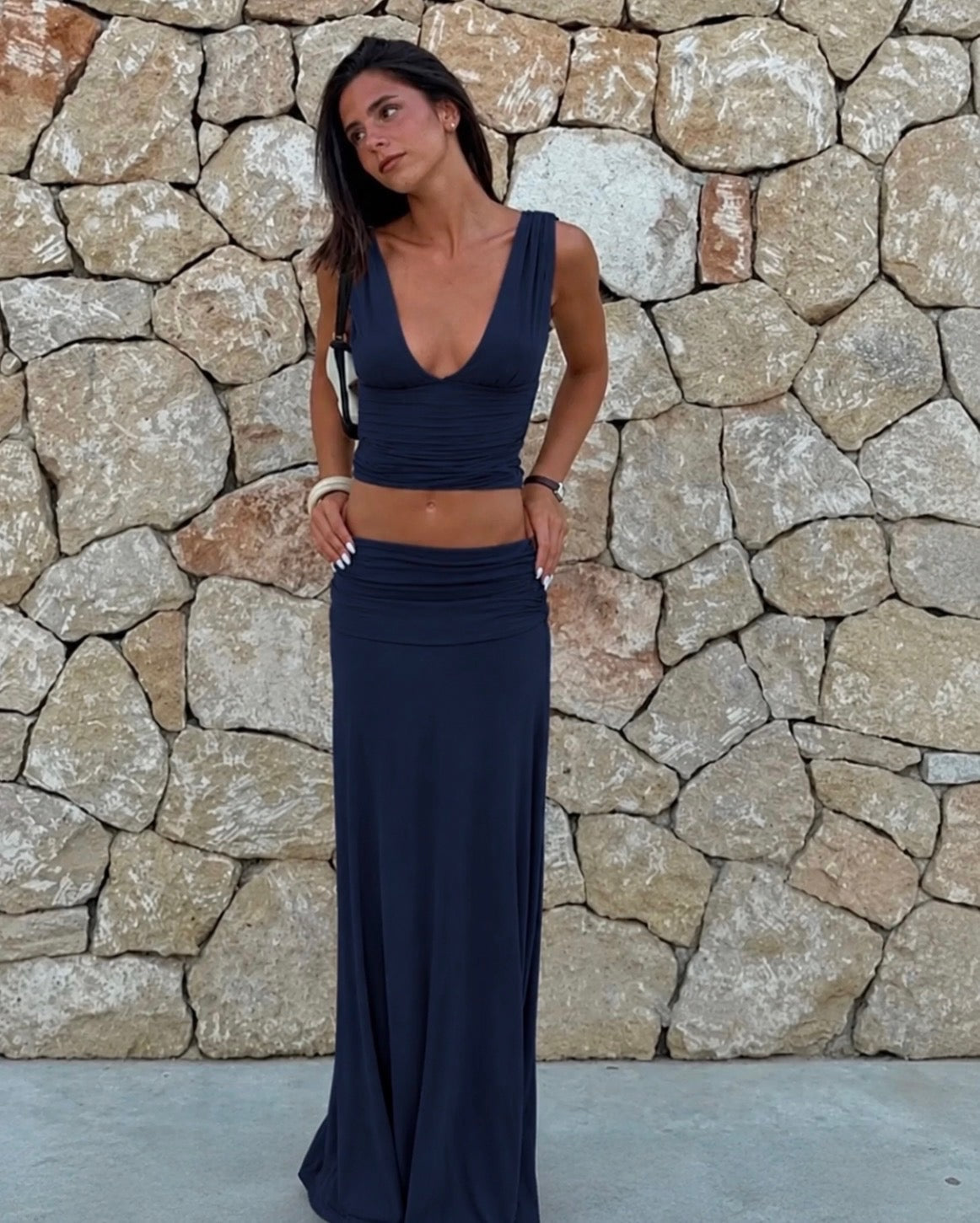 Solis set in Navy Blue